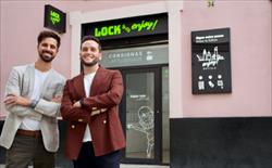 Lock & enjoy! guarda 4.000 malas durante a Feria de Abril em Sevilha, mais de 30% de faturação